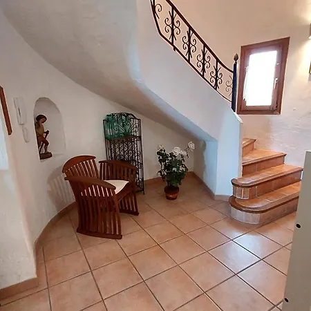 Otel Romantisches Haus Mit Meerblick Und Gemeinschaftspool 4*
